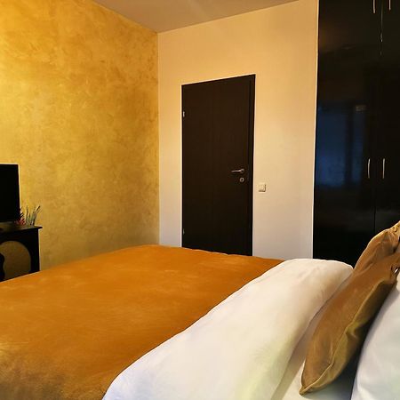 Apartament “La Iepure” Braşov Buitenkant foto